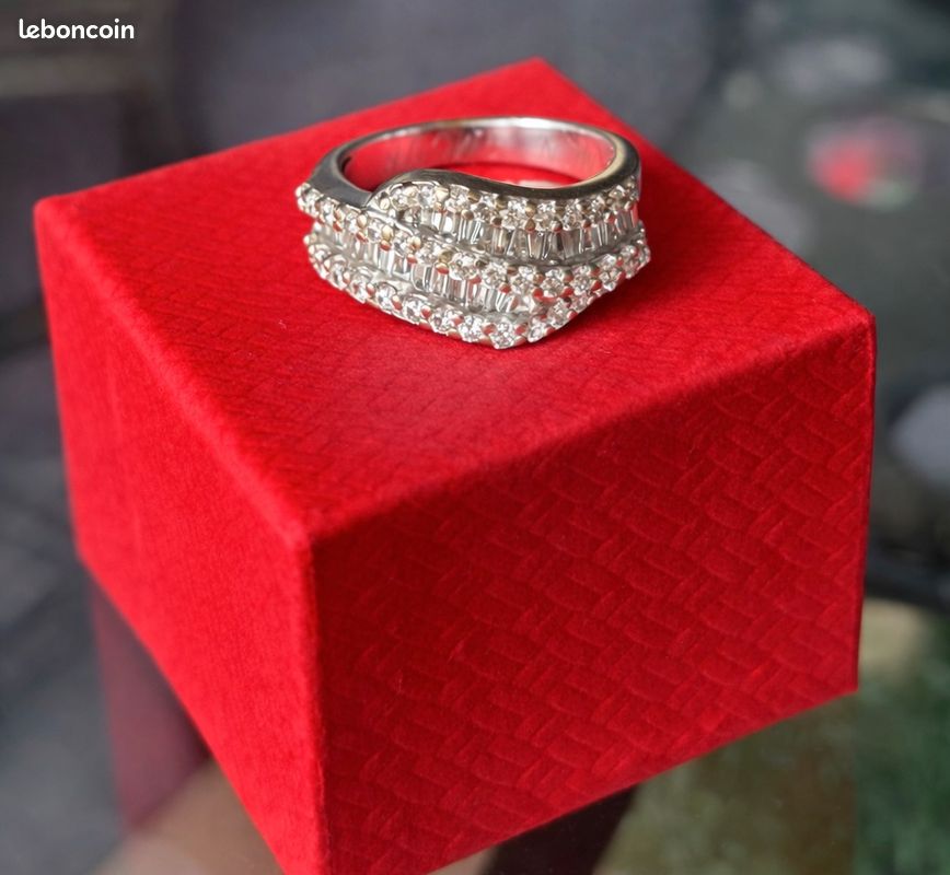 Bague Cocktail En Or Blanc 18k Avec Diamants Naturels - Taille 54, Couleur G