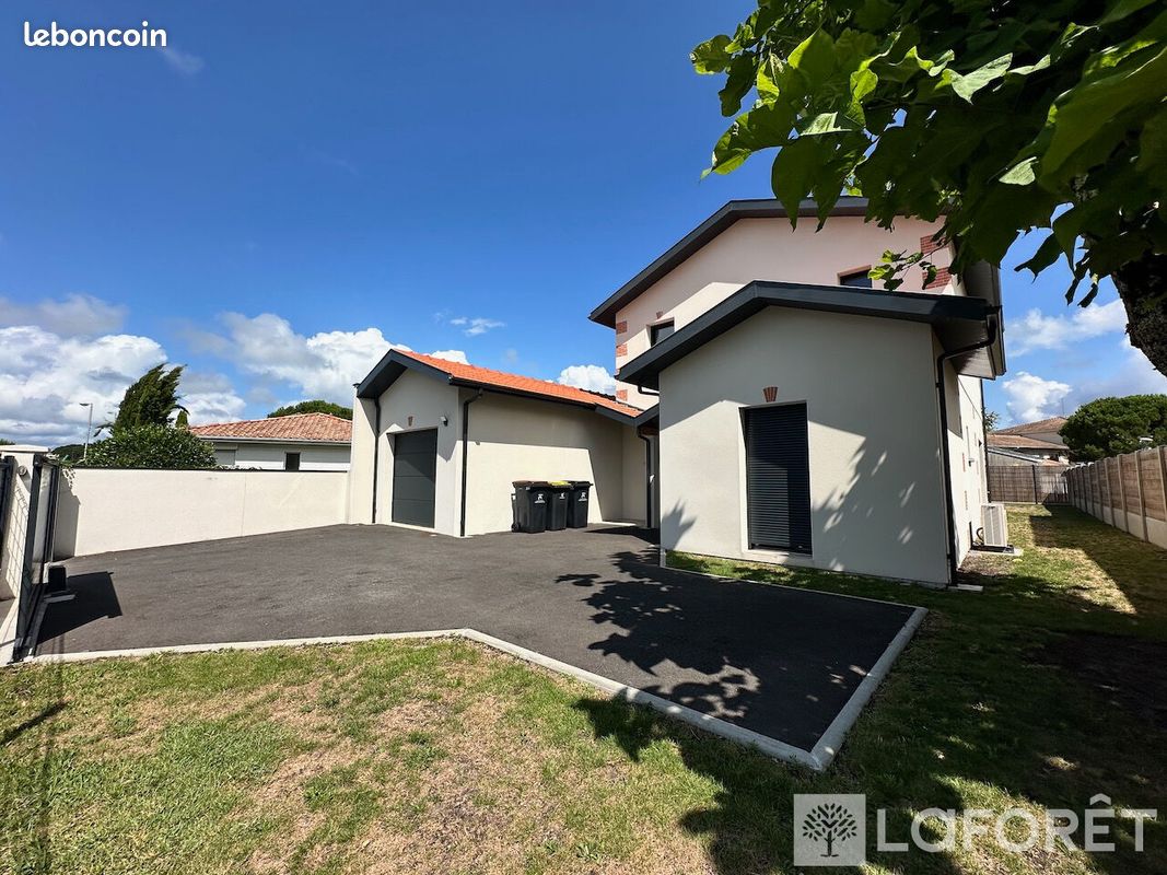 Maison 5 pièces 130 m² · au Teich · 130 m² · 1 744 €/mois