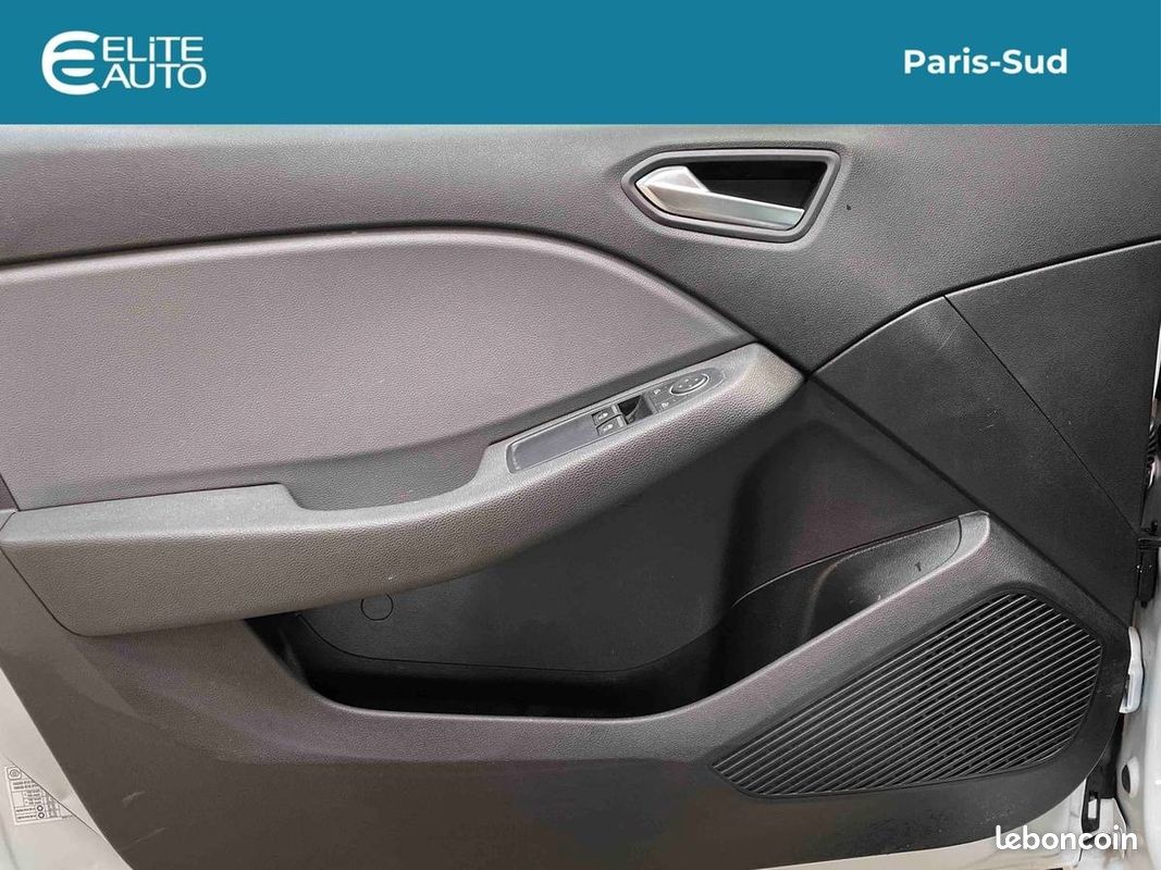 Renault clio societe blue dci 85 air nav (image 19)