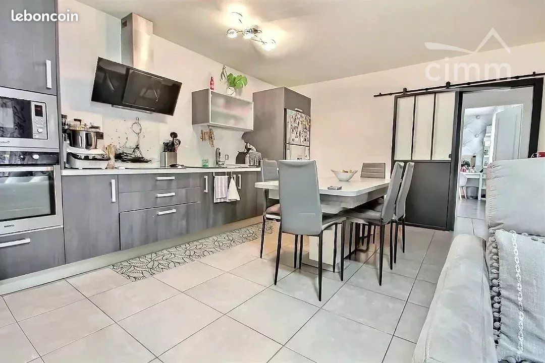 Appartement 4 pièces 77 m² · à Eybens · 77 m² · 938 €/mois