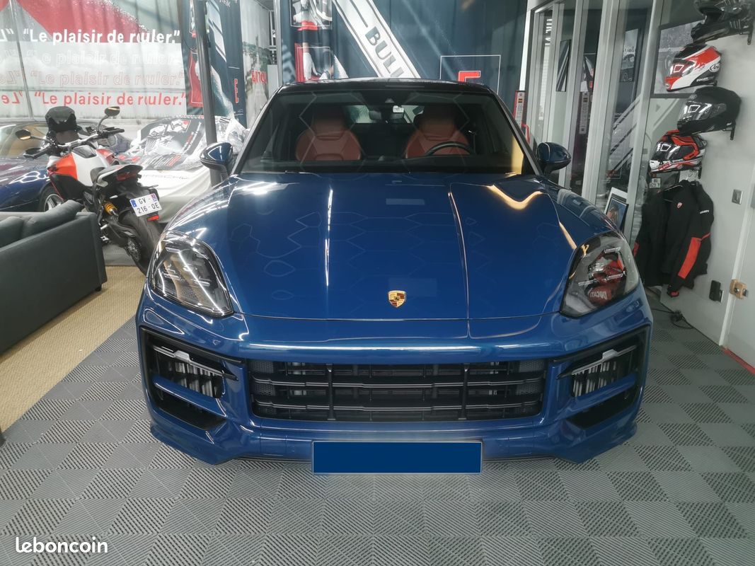 Porsche Cayenne Coupé 3.0 V6 TURBO HYBRIDE Toit panoramique Caméra 360 ° (image 2)