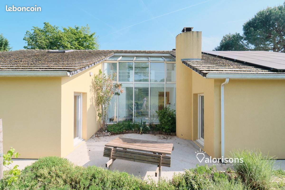 Maison 5 pièces 160 m² · à Villette-d'Anthon · 160 m² · 580 000 €
