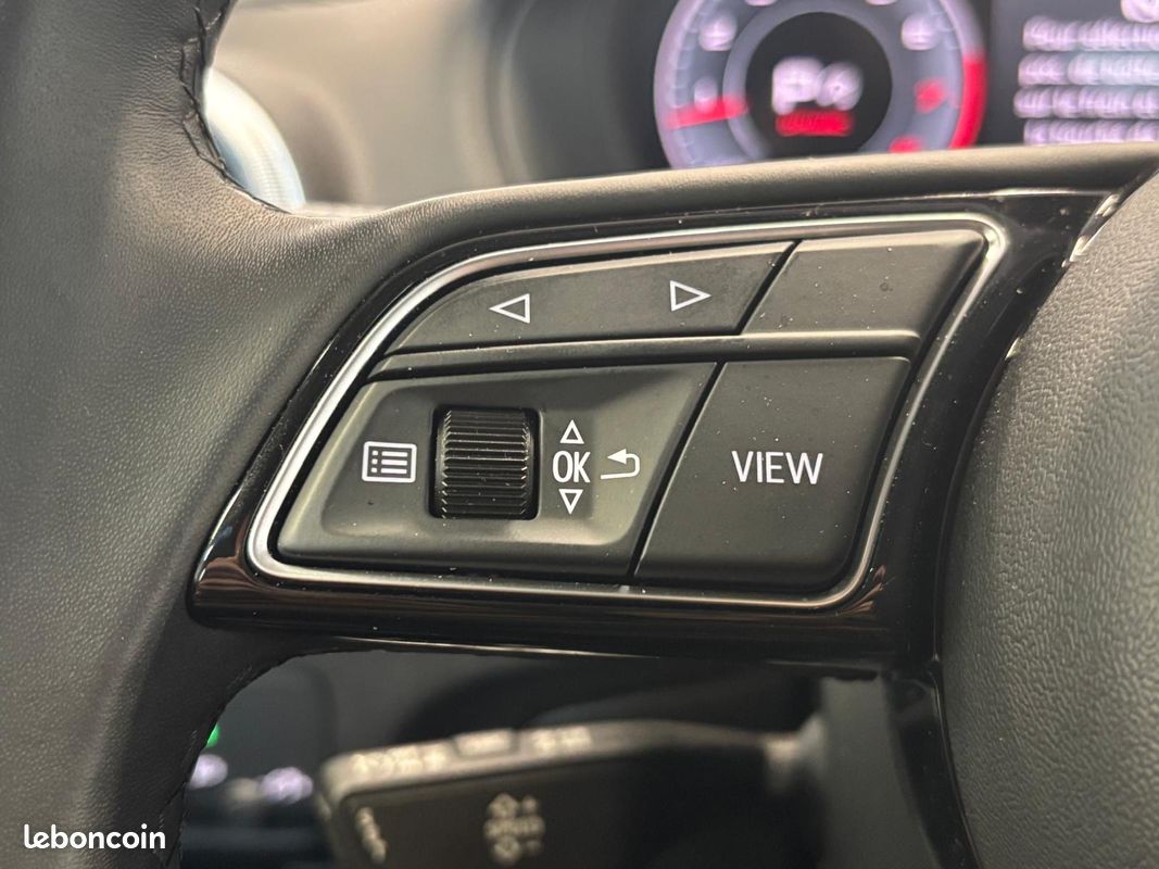 AUDI Q2 35 TFSI 150 S tronic 7 S line (image 19)