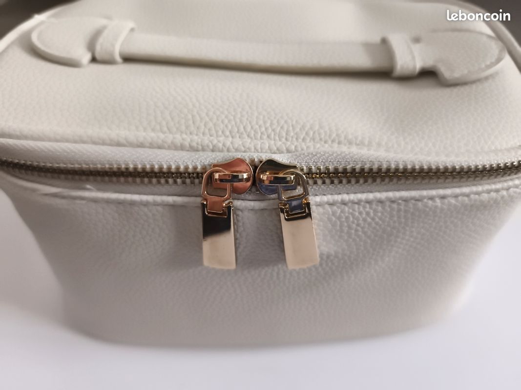 Vanity - trousse de maquillage (image 3)