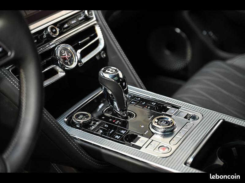 Bentley Flying Spur V6 3.0 HYBRID (image 35)