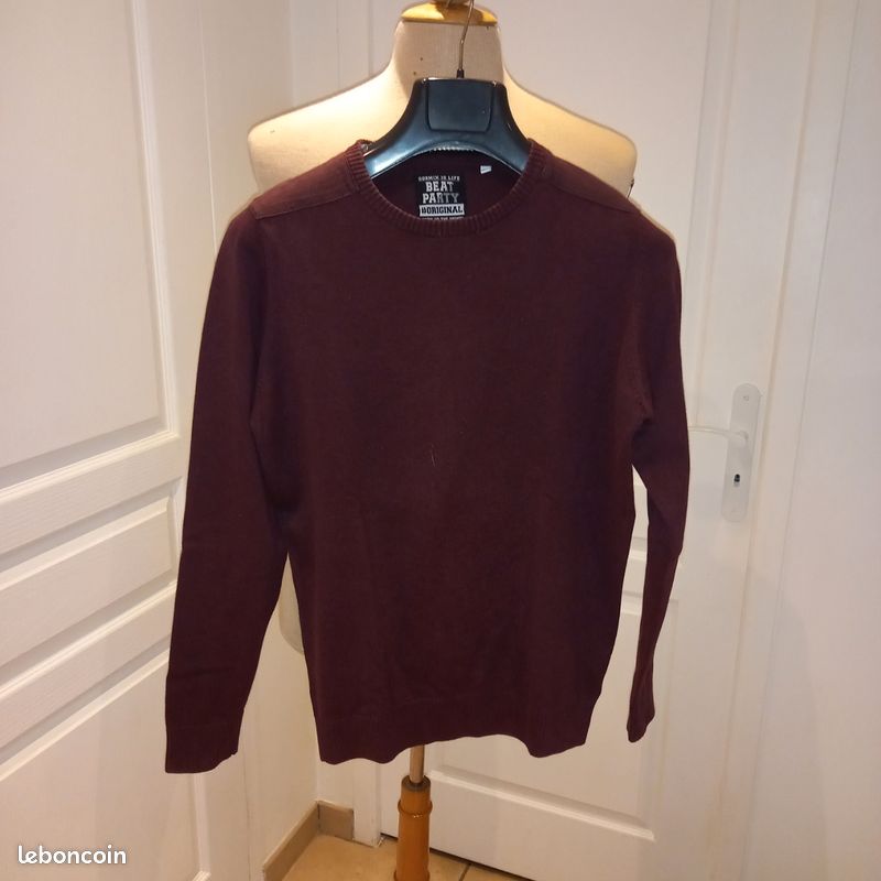 đđđsuperbe pull bordeaux taille un vrai M article irreprochable đđđ (image 1)