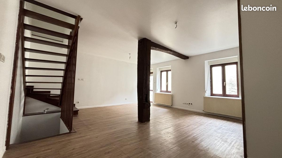 Appartement 5 pièces 88 m² · à Port-sur-Saône · 88 m² · 565 €
