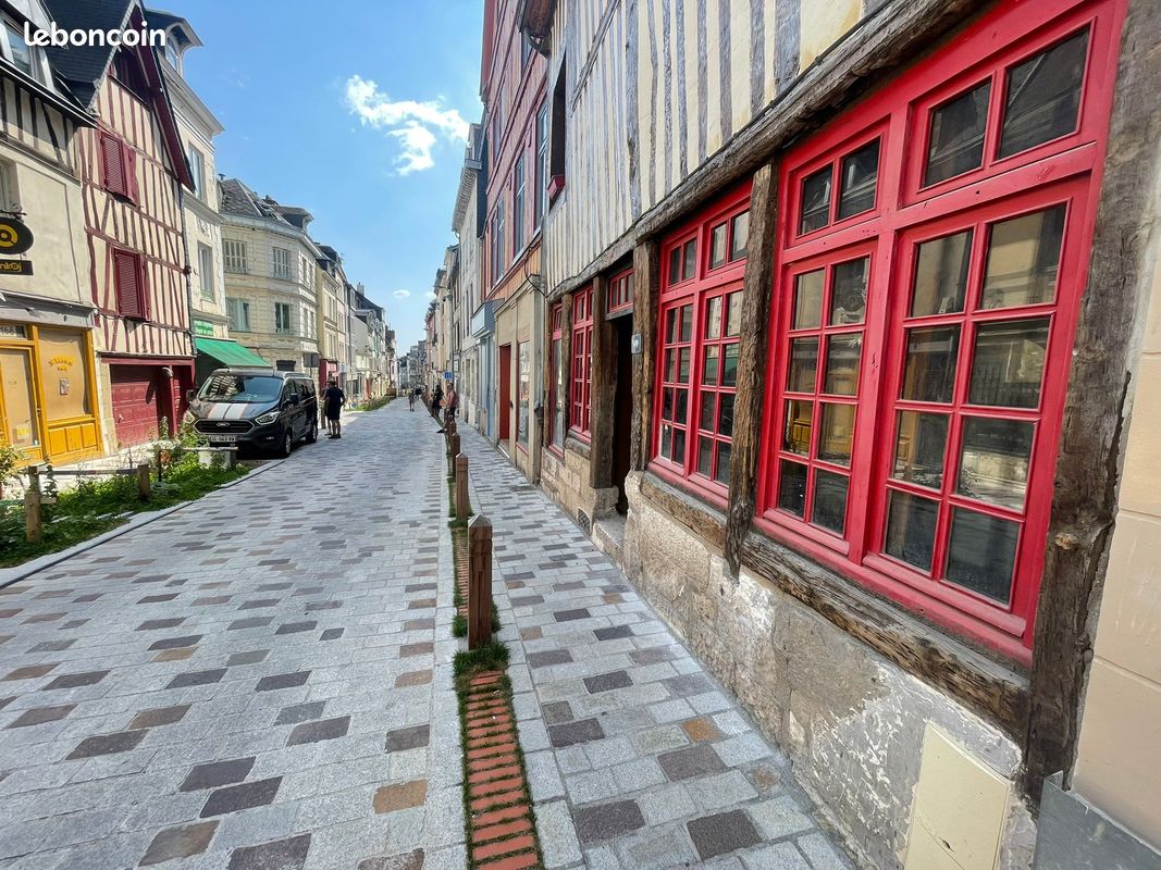 Local commercial 2 pièces 90 m² · à Rouen · 90 m² · 208 000 €