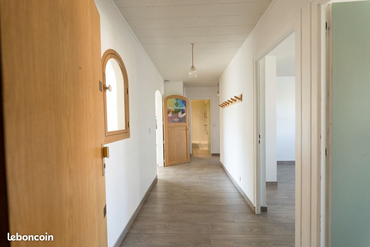 Appartement 4 pièces 85 m² · à Aix-les-Bains · 85 m² · 1 300 €/mois