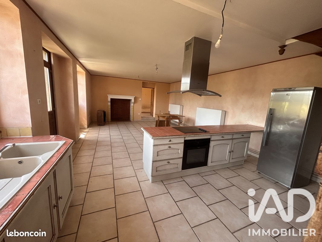 Maison 3 pièces 91 m² · à Curgy · 91 m² · 95 000 €