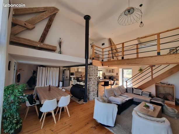 Maison 5 pièces 196 m²