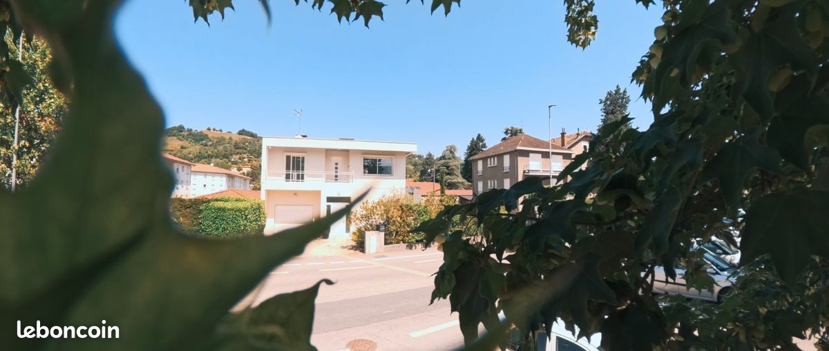 Maison 6 pièces 146 m² · à Saint-Marcellin · 146 m² · 275 000 €
