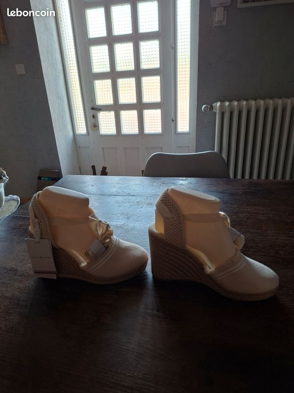 Vend chaussure tommy Hilfiger (image 3)