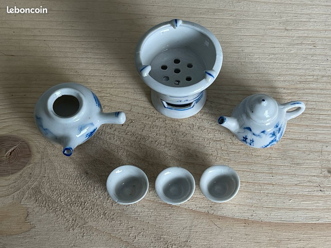 Dînette miniature en porcelaine asiatique - décoration ou collection - Décoration
