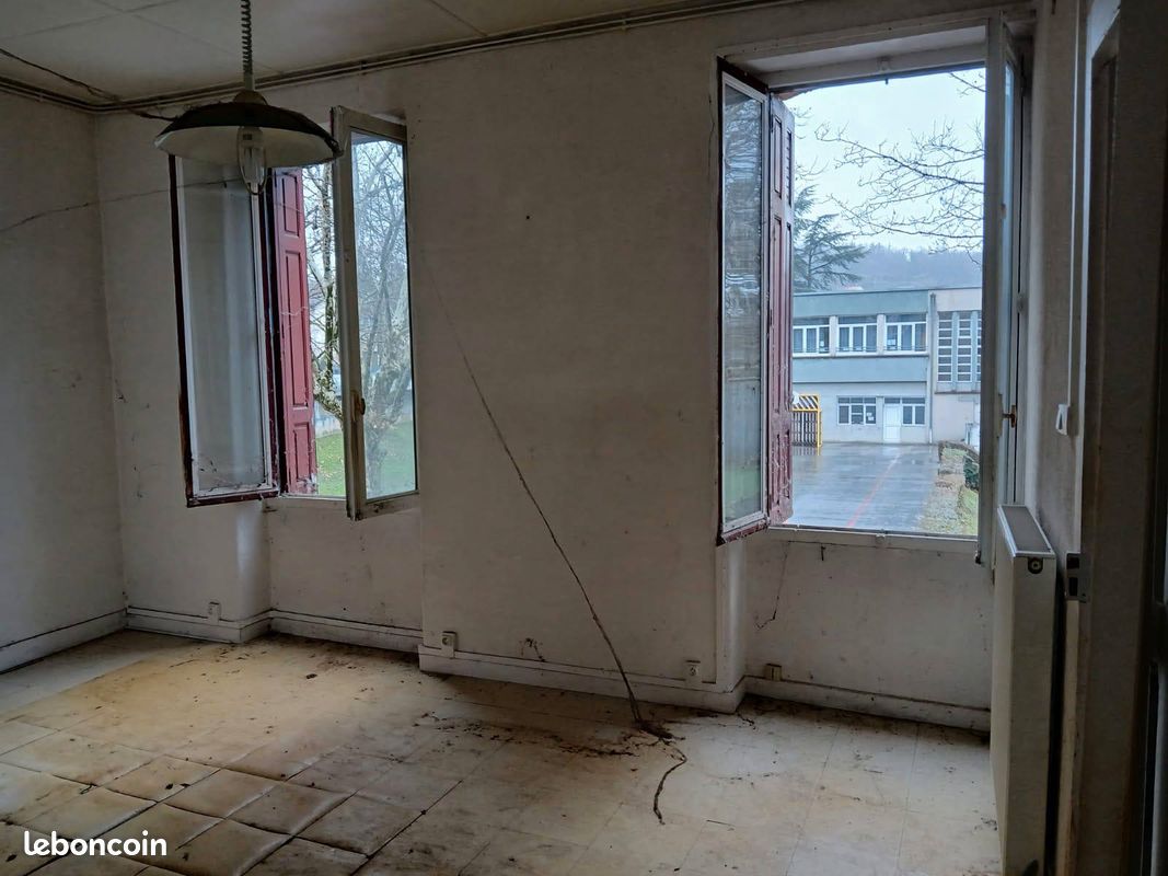 Appartement 1 pièce 35 m² · à Saint-Étienne · 35 m² · 24 000 €
