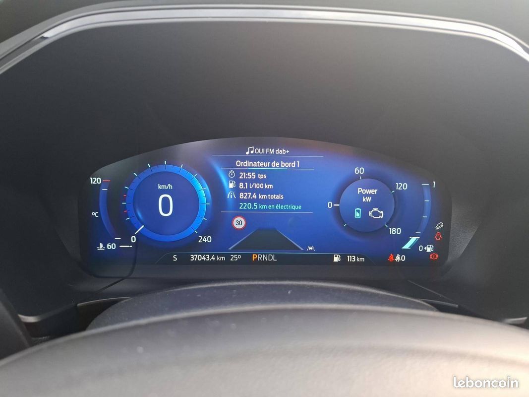 FORD Kuga 2.5 Duratec 190 ch FlexiFuel FHEV E85 Powershift ST-Line (image 14)