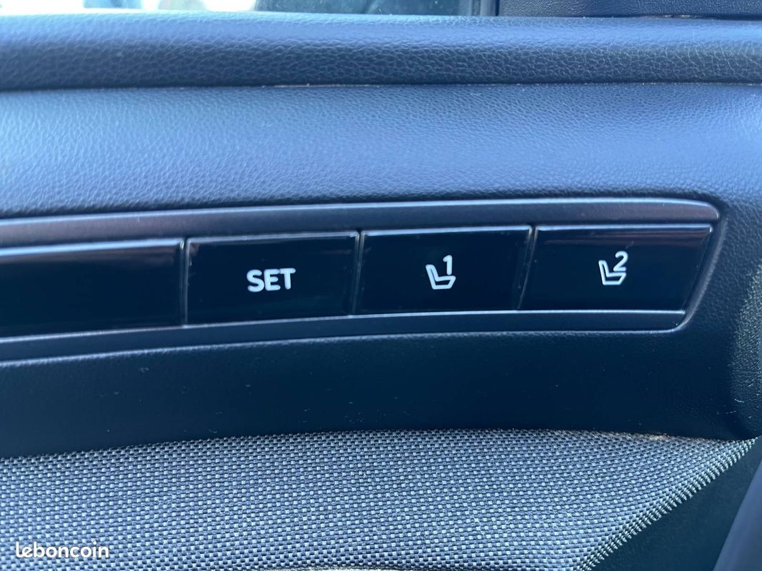 HYUNDAI Tucson 1.6 T-GDI 230 Hybrid BVA6 N Line Executive (image 23)