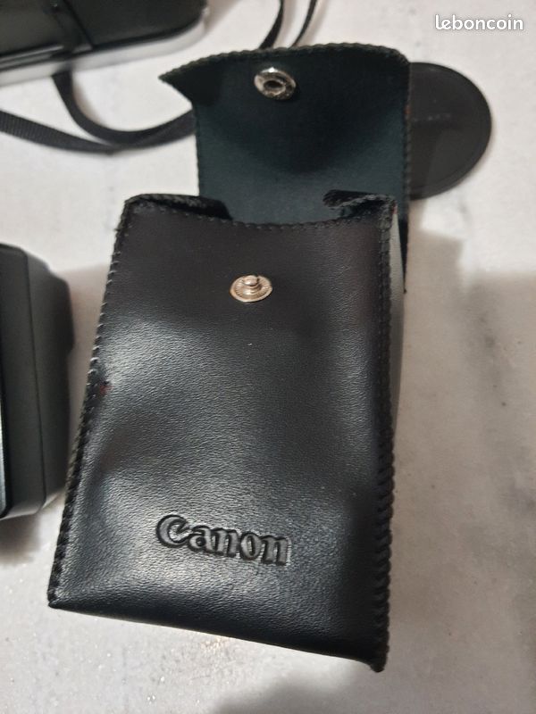 Appareil photo CANON AE-1 argentique de 1979 (image 13)