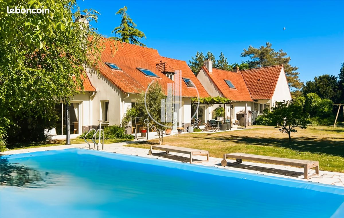 Maison 10 pièces 235 m² · à Cucq · 235 m² · 1 180 000 €
