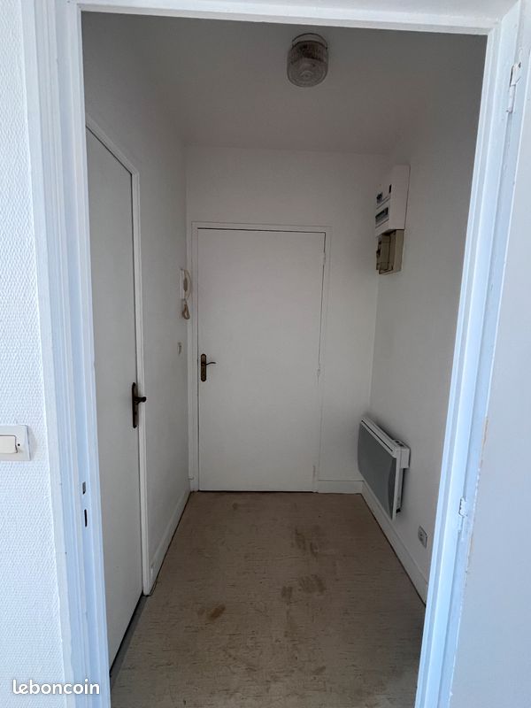 Appartement 2 pièces 30 m² · à Saint-Pierre-des-Corps · 30 m² · 370 €/mois