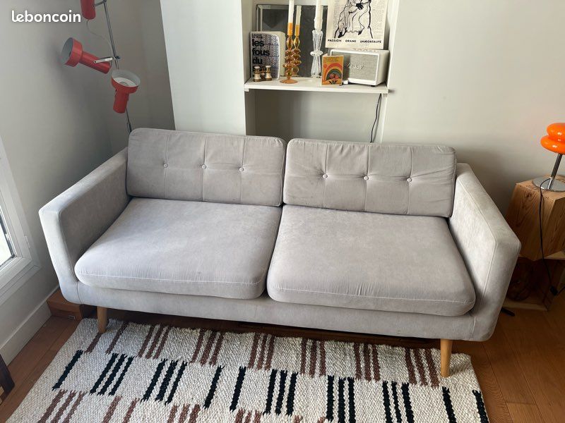 Canapé gris (image 1)