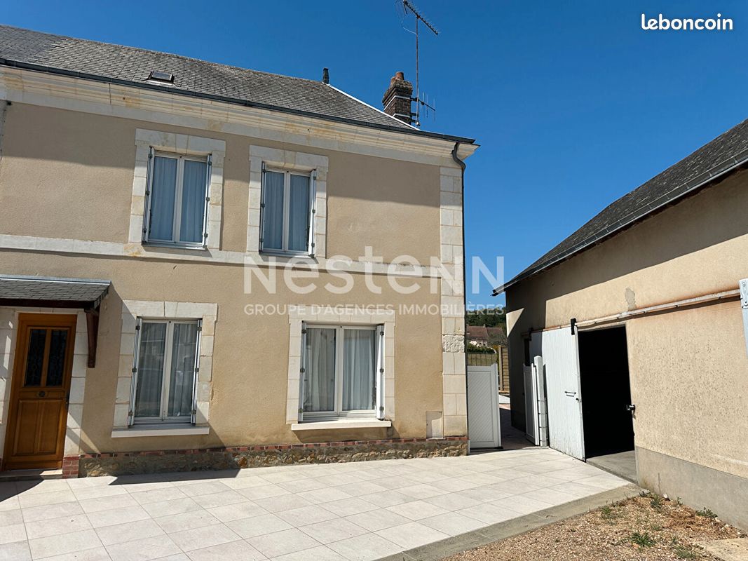 Maison 3 pièces 110 m² · à Aubigné-Racan · 110 m² · 91 650 €