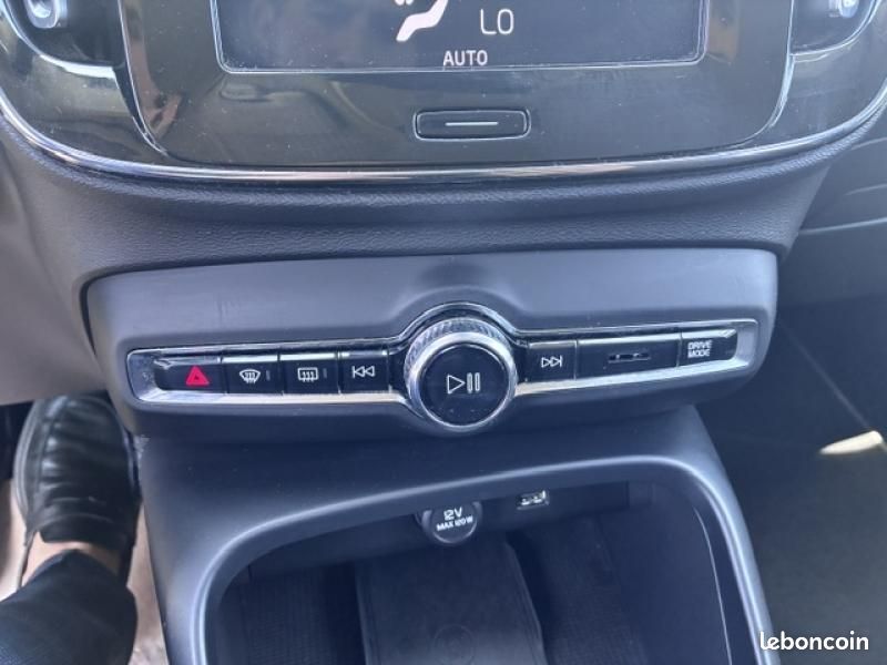 Volvo XC40 T3 156ch Business (image 30)
