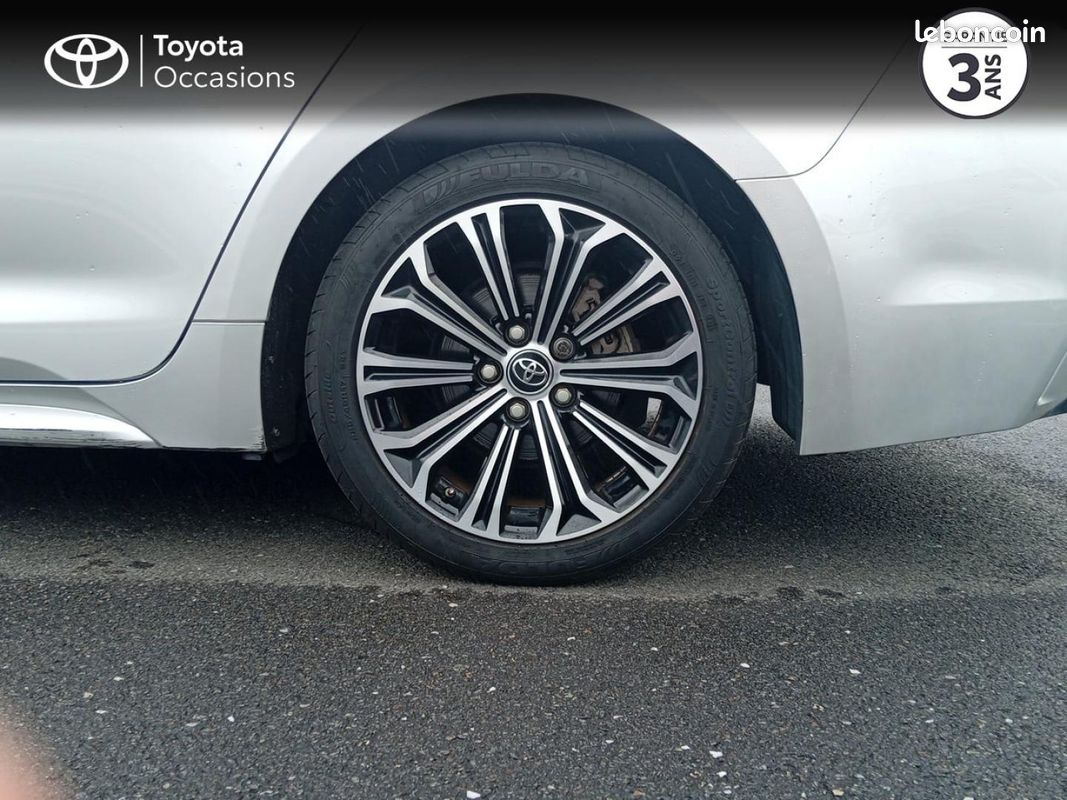 Toyota Corolla Touring Spt 184h Design MY21 (image 16)