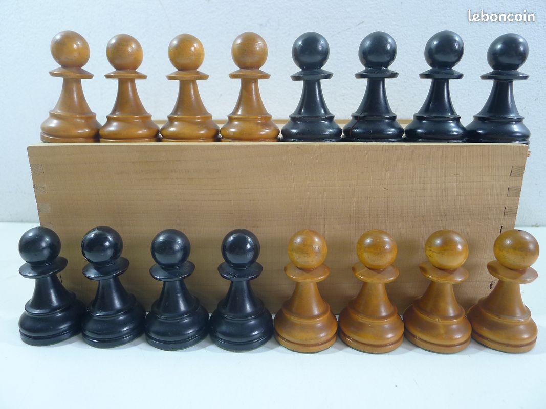 Jeu D'échecs LARDY Taille 6 - Pièces Bois Pondérées - Roi 95 Mm - Occasion