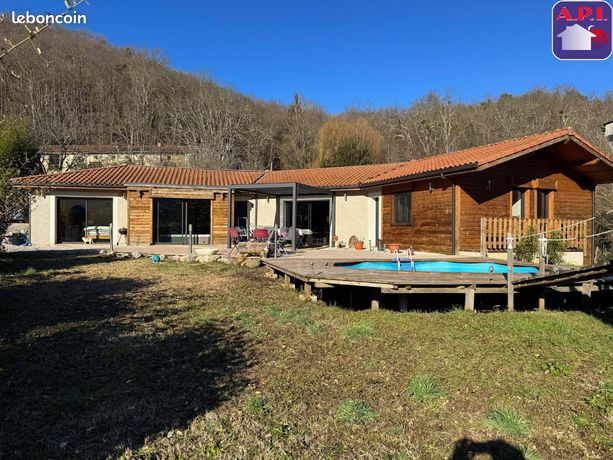 Maison 4 pièces 153 m²