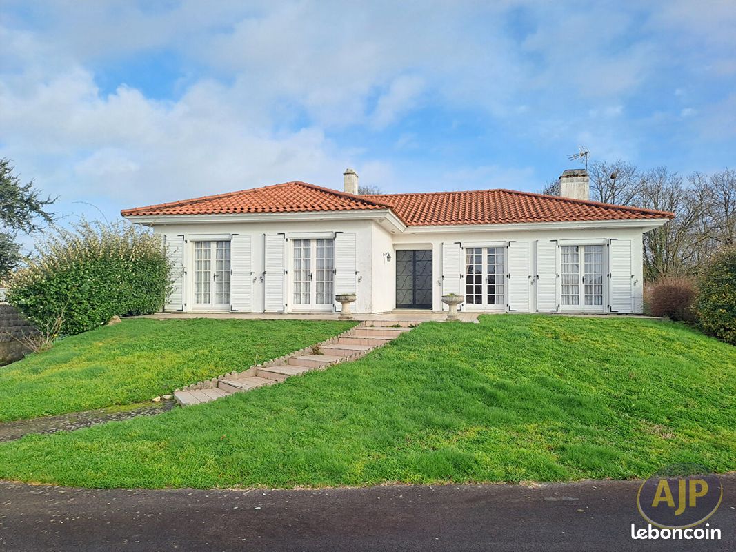 Maison 5 pièces 123 m² · à Challans · 123 m² · 249 000 €