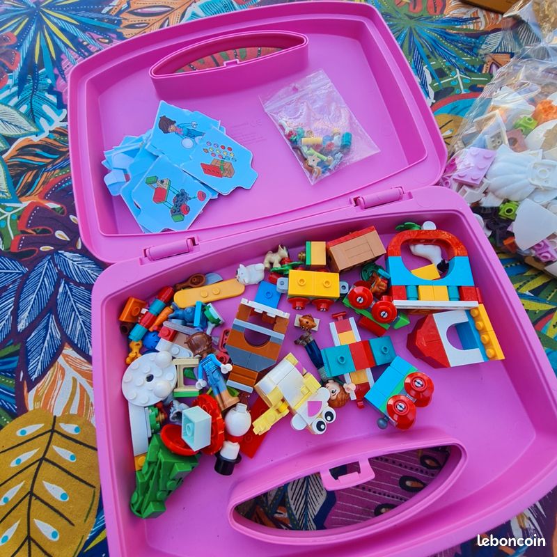 Lot de Lego (image 4)