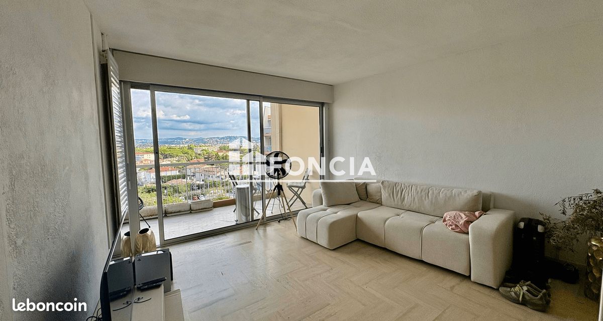 Appartement 2 pièces 32 m² · à Mandelieu-la-Napoule · 32 m² · 940 €/mois