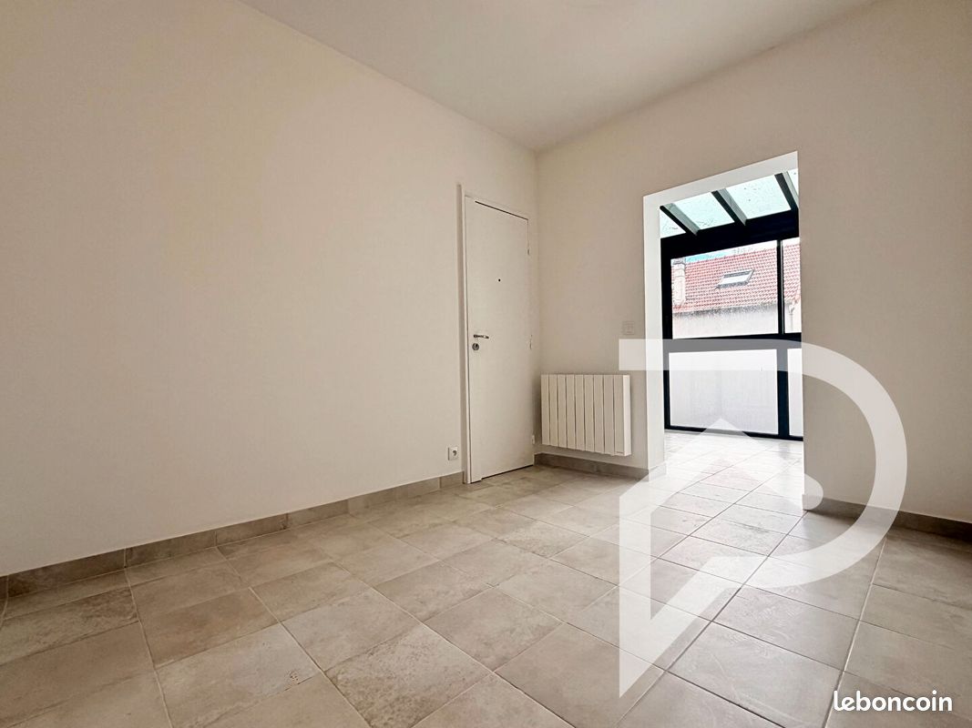 Appartement 2 pièces 47 m² · à Vitry-sur-Seine · 47 m² · 125 000 €