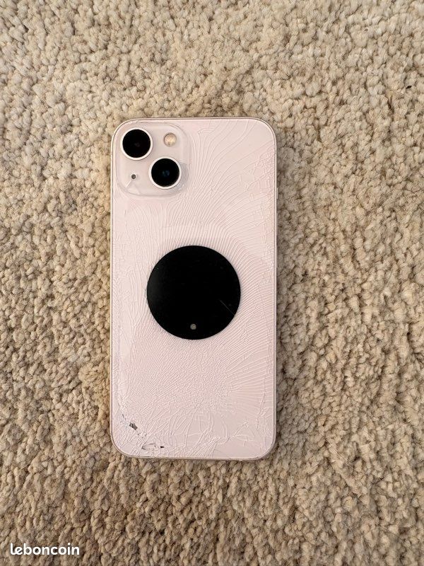 IPhone 13 rose Gold (image 2)