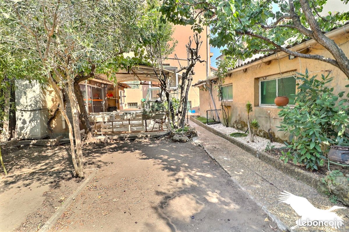 Maison 6 pièces 122 m² · à Marseille · 122 m² · 430 000 €