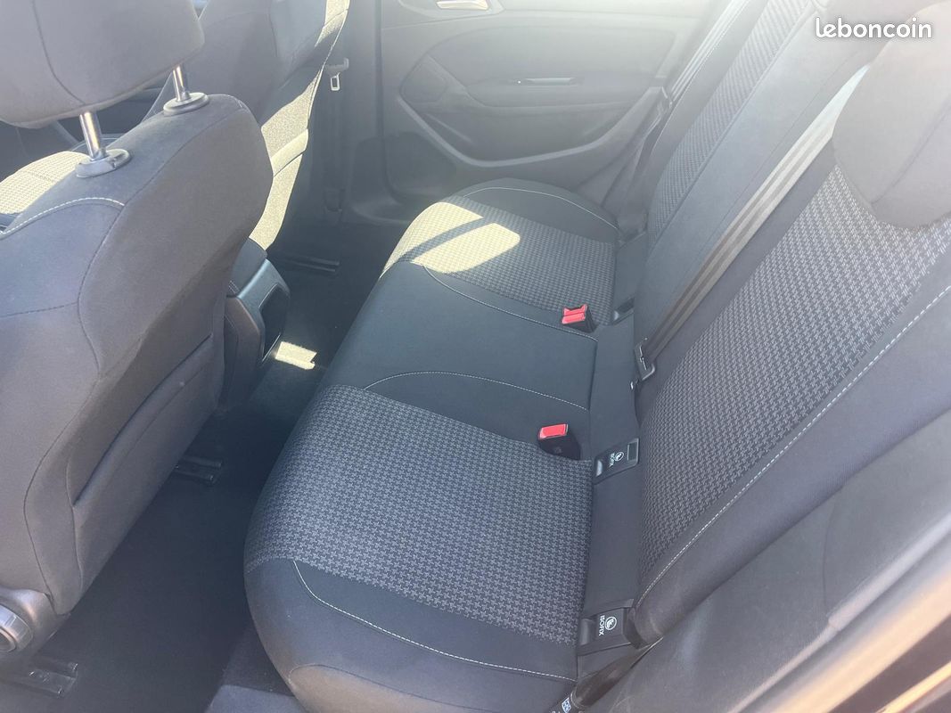 Peugeot 308 ii (2) 1.2 puretech 130 s&s active pack (image 6)