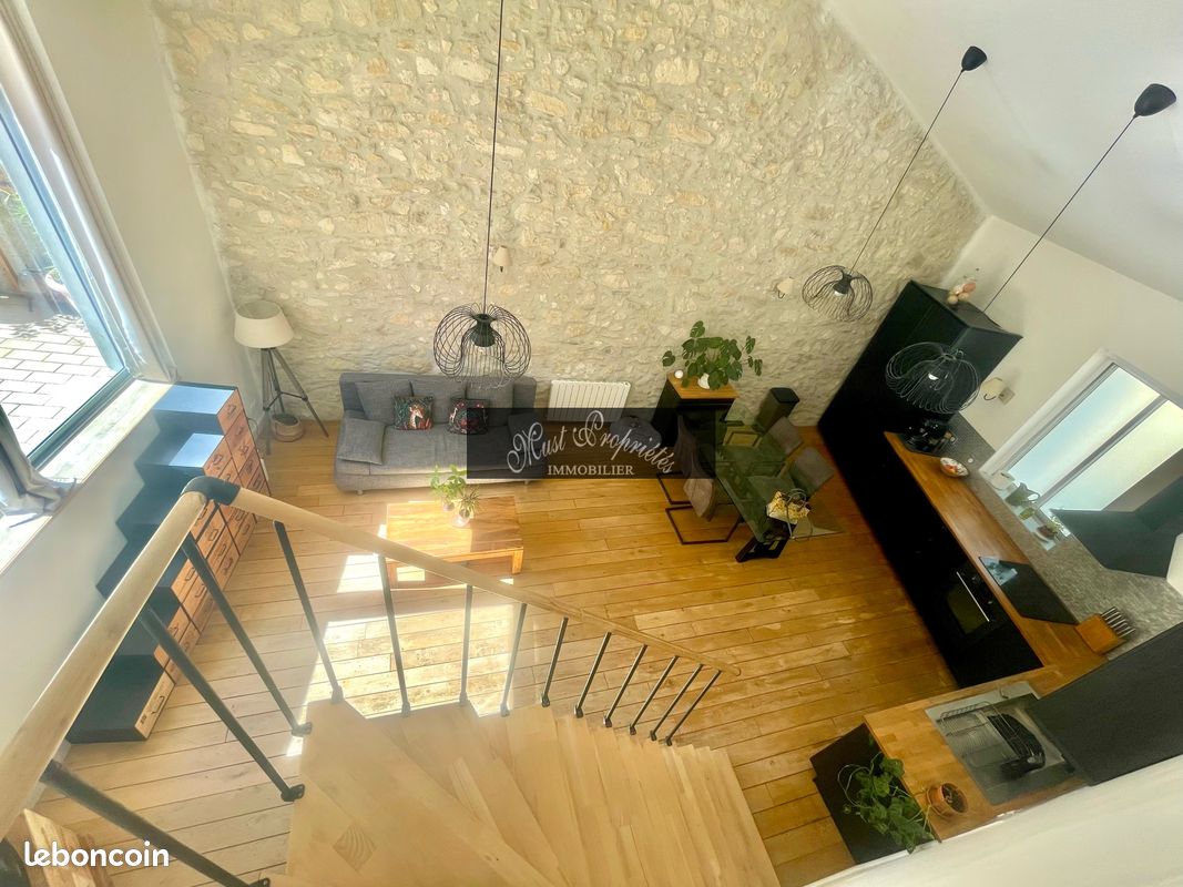 Maison 7 pièces 210 m² · à Armissan · 210 m² · 566 000 €