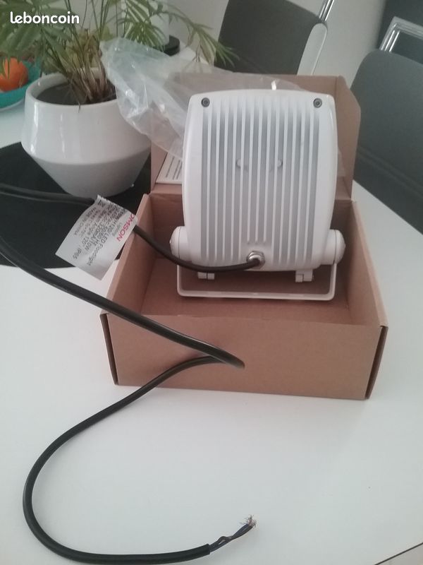 Projecteur THOMSON led exterieur (image 2)