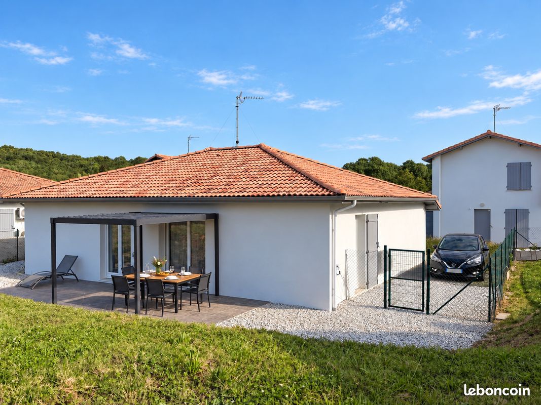 Maison 4 pièces 91 m² · à Guiche · 91 m² · 350 000 €