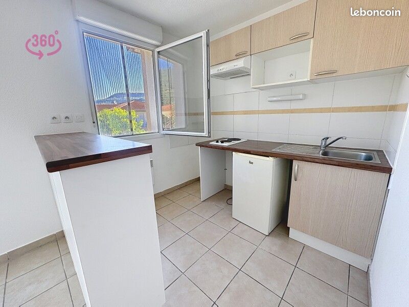 Appartement 2 pièces 44 m² · à Saint-Affrique · 44 m² · 394 €/mois