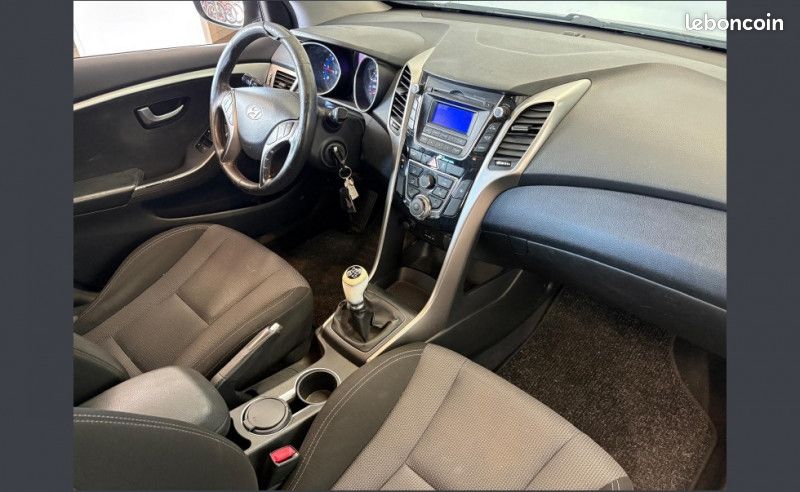 Hyundai I30 1.6 CRDI110 PACK BUSINESS BLUE DRIVE 5P (image 11)