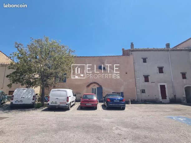 Appartement 8 pièces 142 m²