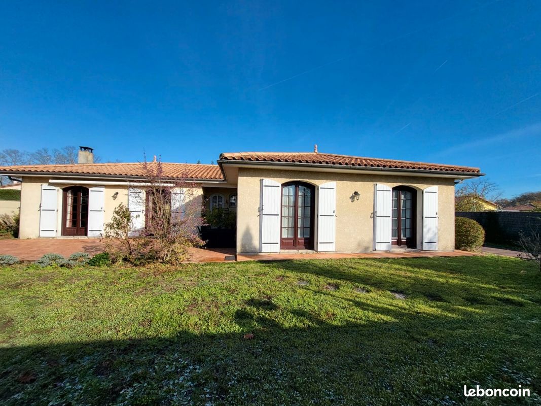 Maison 5 pièces 136 m² · à Izon · 136 m² · 382 000 €
