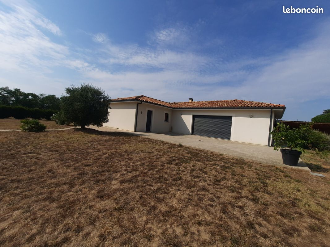 Maison 5 pièces 134 m² · à Lamothe-Landerron · 134 m² · 290 000 €