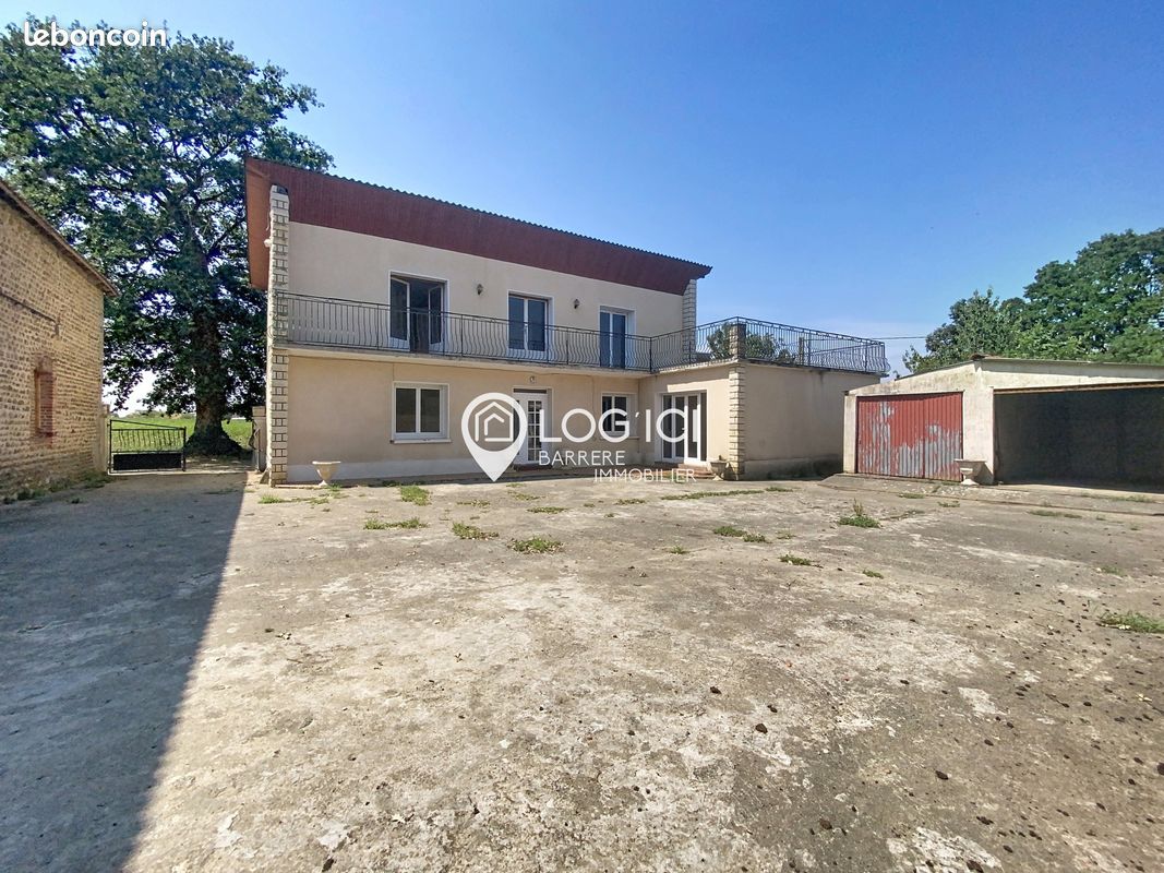 Maison 5 pièces 170 m² · à Morlaàs · 170 m² · 193 000 €