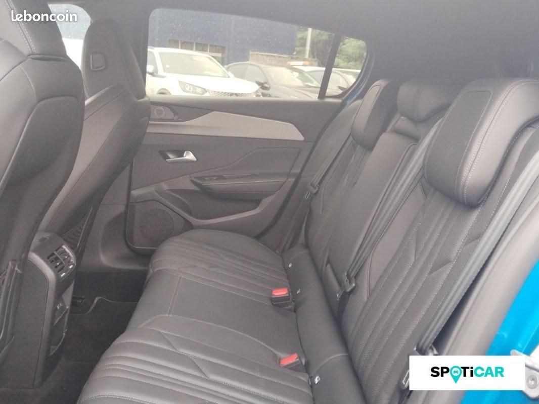 Peugeot 308 PHEV 225 e-EAT8 GT Pack (image 10)