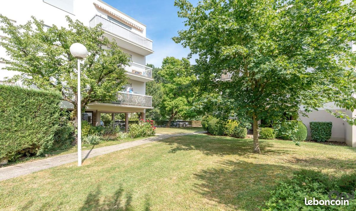 Appartement 4 pièces 83 m² · à Le Plessis-Trévise · 83 m² · 263 000 €