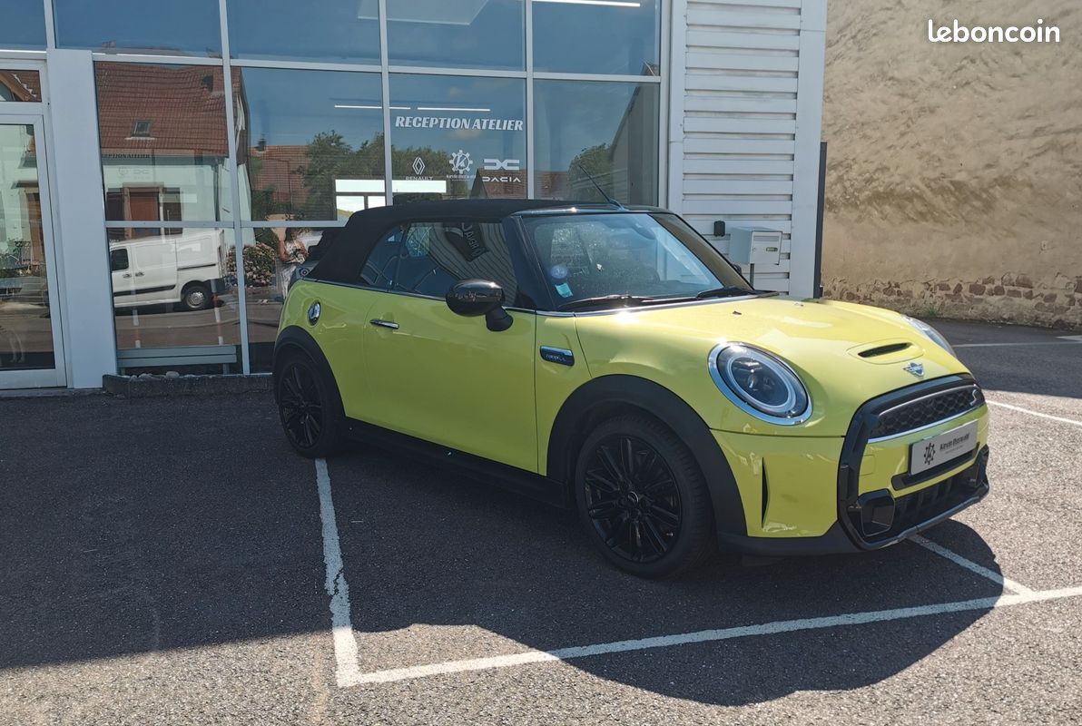 Mini Cabrio Cooper S Edition Camden 178 BVA7 (image 2)