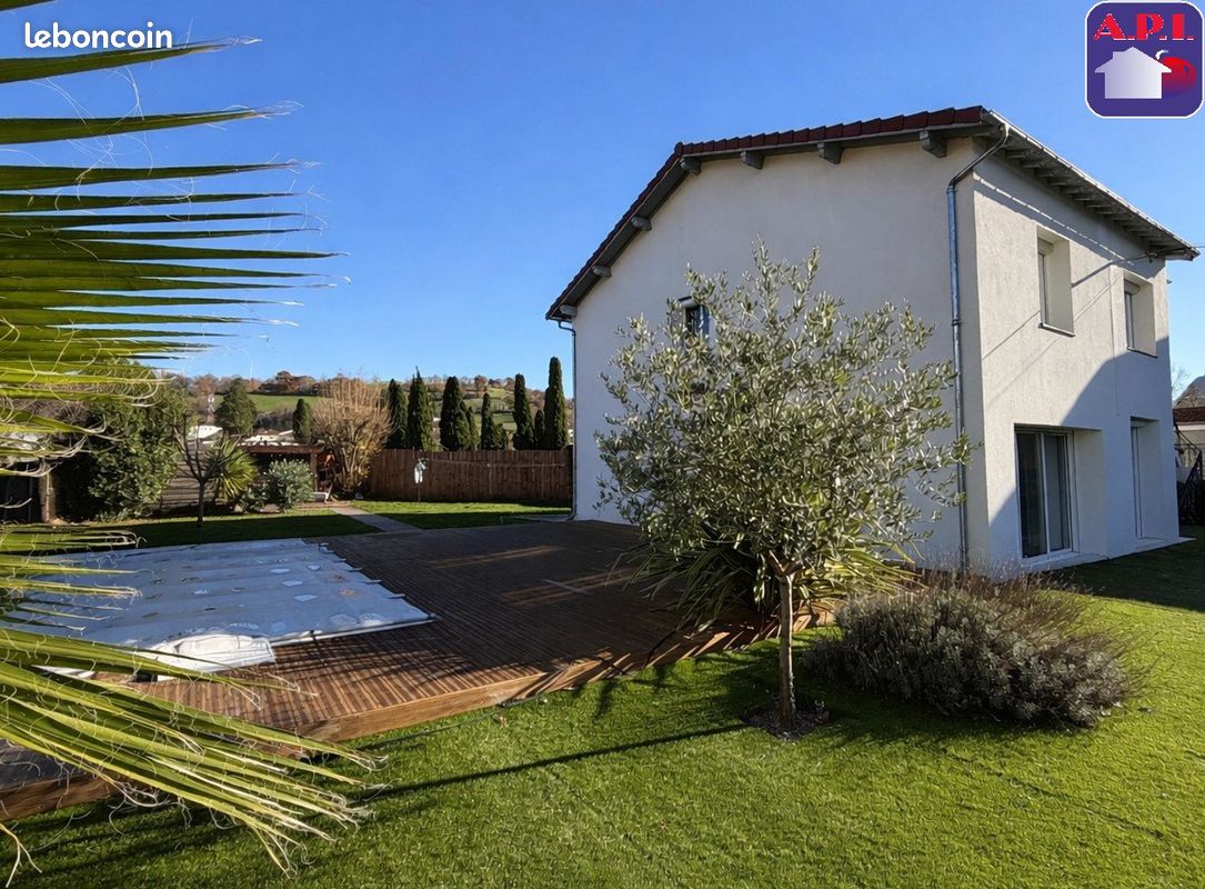 Maison 8 pièces 200 m² · à Saint-Girons · 200 m² · 292 500 €